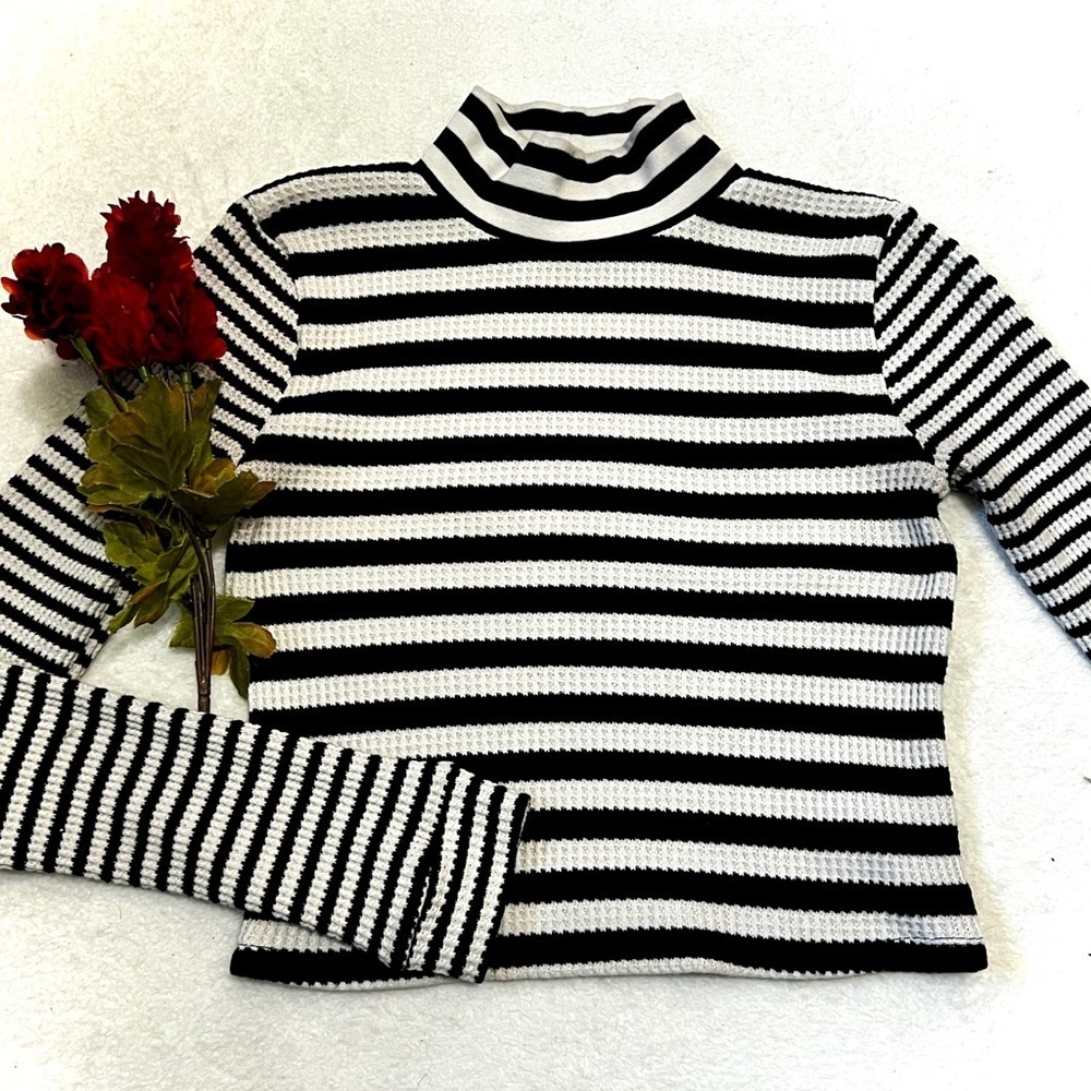 Aerie Black & White Stripped Mock Neck Top - Medium